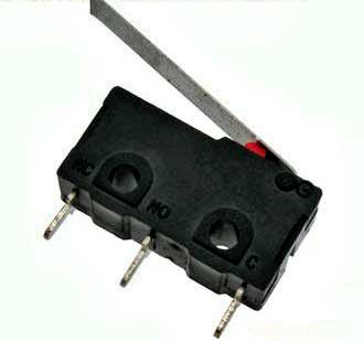 Тип : микропереключатель серии SM5 с рычагом
Схема переключения : ON-(ON) (3P) SPDT
Номинальное напряжение : AC: 125/ 250 В
Номинальный ток : 3 А
Контактное сопротивление, не более : 50 мОм
Сопротивление изоляции, не менее : 100 (при Uисп.dc=500 В) МОм
Диэлектрическая прочность : 1000 (50 Гц, 1 мин.) В
Количество циклов коммутации (электро), не менее : 30000 раз
Диапазон рабочих температур : 10T85: -10...+85/ 25T85: -25...+85* °С
Дополнительно : вынос рычага FP/ OP - 15,3/ 12,1 +/-1,5 мм
Высота : 10,6 (корпус) мм
Ширина : 6,3 мм
Глубина : 19,8 (корпус) мм Микропереключатель SM5-03P 250v 3a