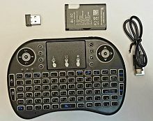 Беспроводная клавиатура i8 с русской раскладкой, тачпадом и подсветкой клавиш, аккумулятор в комплекте