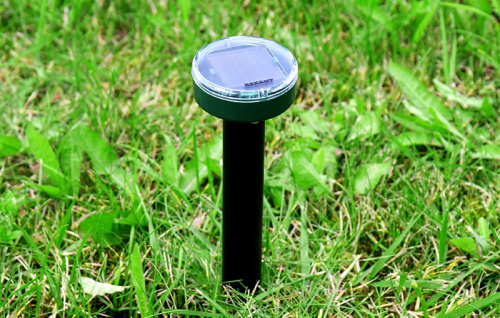 ОТПУГИВАТЕЛЬ КРОТОВ ультразвуковой на солнечной батарее REXANT R20 фото 2