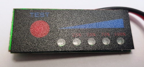 Светодиодный индикатор степени заряда литиевого аккумулятора 7,4 v - 8,4 v  (X13612)