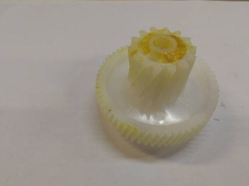 Малая шестерня мясорубки, для Аксион М21, М25, M31, М32, М34, М35, D-64/30мм, Я-52/15шт, косой/косой, в одну сторону. Шестерня мясорубки, для Аксион М21, М25, M31, М32, М34, М35, малая, D-64/30мм
