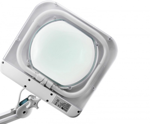 ЛУПА С ПОДСВЕТКОЙ(бестеневая) с крышкой 5х квадратная, белая.
Достоинства:
Линза из стекла - гарантия четкого изображение с минимальным уровнем искажений.
Бестеневая всесторонняя подсветка.
Практичный пантографический механизм из звеньев придаёт конструкции устойчивость и точную фиксацию лупы, сохраняя гибкость и подвижность конструкции.
Рабочий радиус: 100 см.
Крепление: струбцина.
Низкое потребление: 28Вт.
Качественная электронная начинка исключает мерцание источников света,а откидная защитная крышка защитит линзу от повреждения и пыли.
Технические характеристики:
Размер линзы: 150х180мм.
Оптическая сила линзы: 5 диоптрий - 5D (увеличение 2.25 раза).
Источник света: люминесцентная квадратная лампа (G10q) Т5.
Потребляемая мощность подсветки: 28 Вт.
Питания: АС 220-240 В, 50Гц. фото 3 ЛУПА С ПОДСВЕТКОЙ(бестеневая) с крышкой 5х квадратная белая фото 3