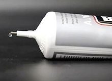 Клей В-7000 для ремонта тачскринов, прозрачный, 110 мл.